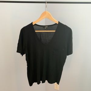 ARITZIA/WILFRED FREE - VNECK TEE
